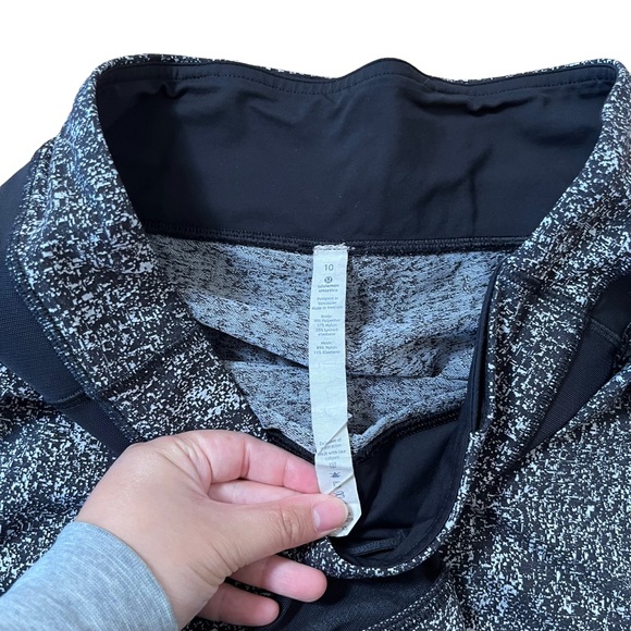 Lululemon Leggings 25" Size 10 - Picture 4 of 6